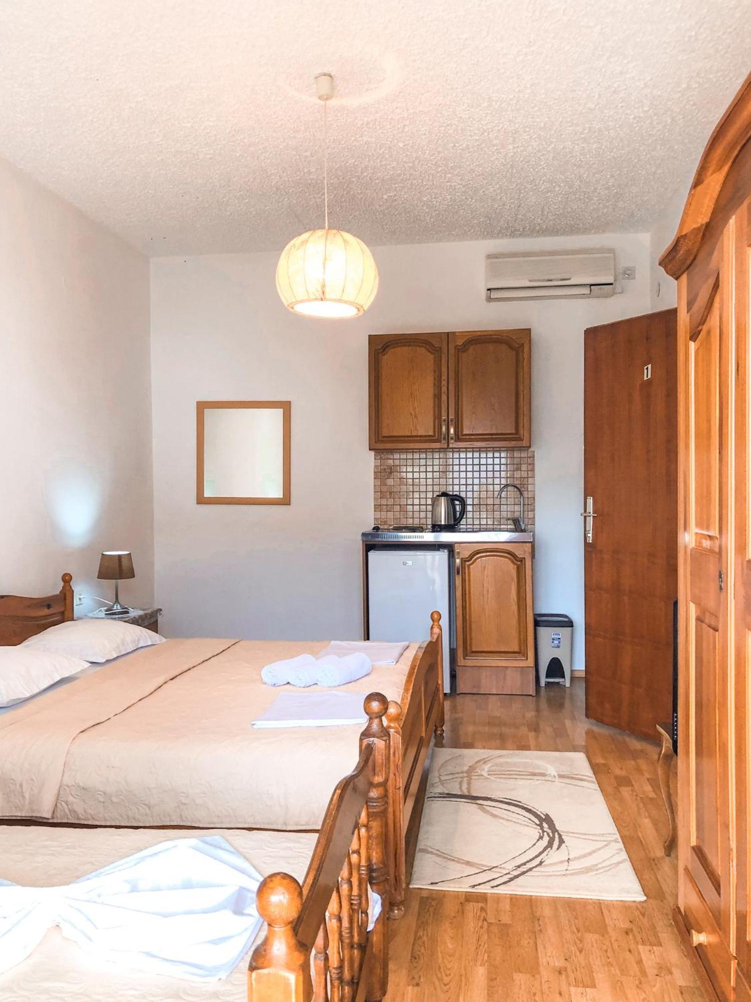 Vila Adriatik Ulcinj Rum bild